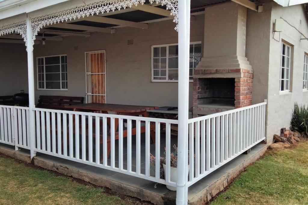 Meshlynn Farm Cottage Thendele Exterior foto