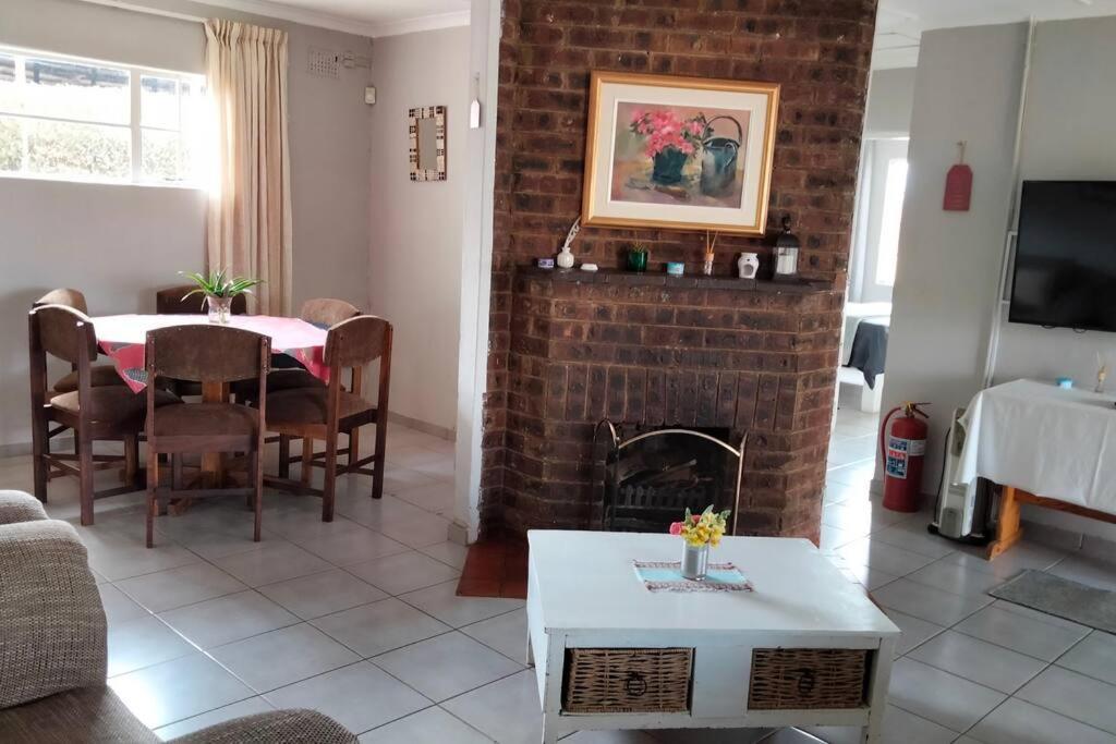 Meshlynn Farm Cottage Thendele Exterior foto
