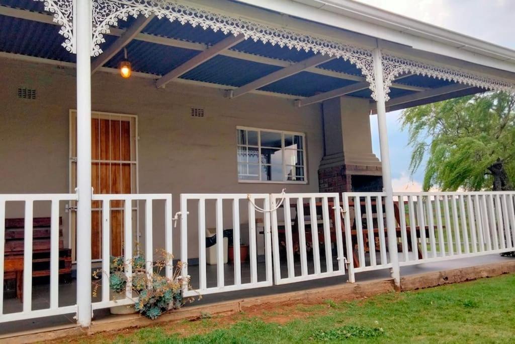 Meshlynn Farm Cottage Thendele Exterior foto